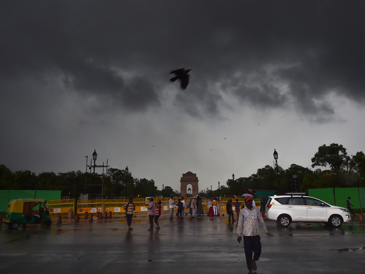 Heavy Rain In Delhi Photo Gallery - Sakshi1