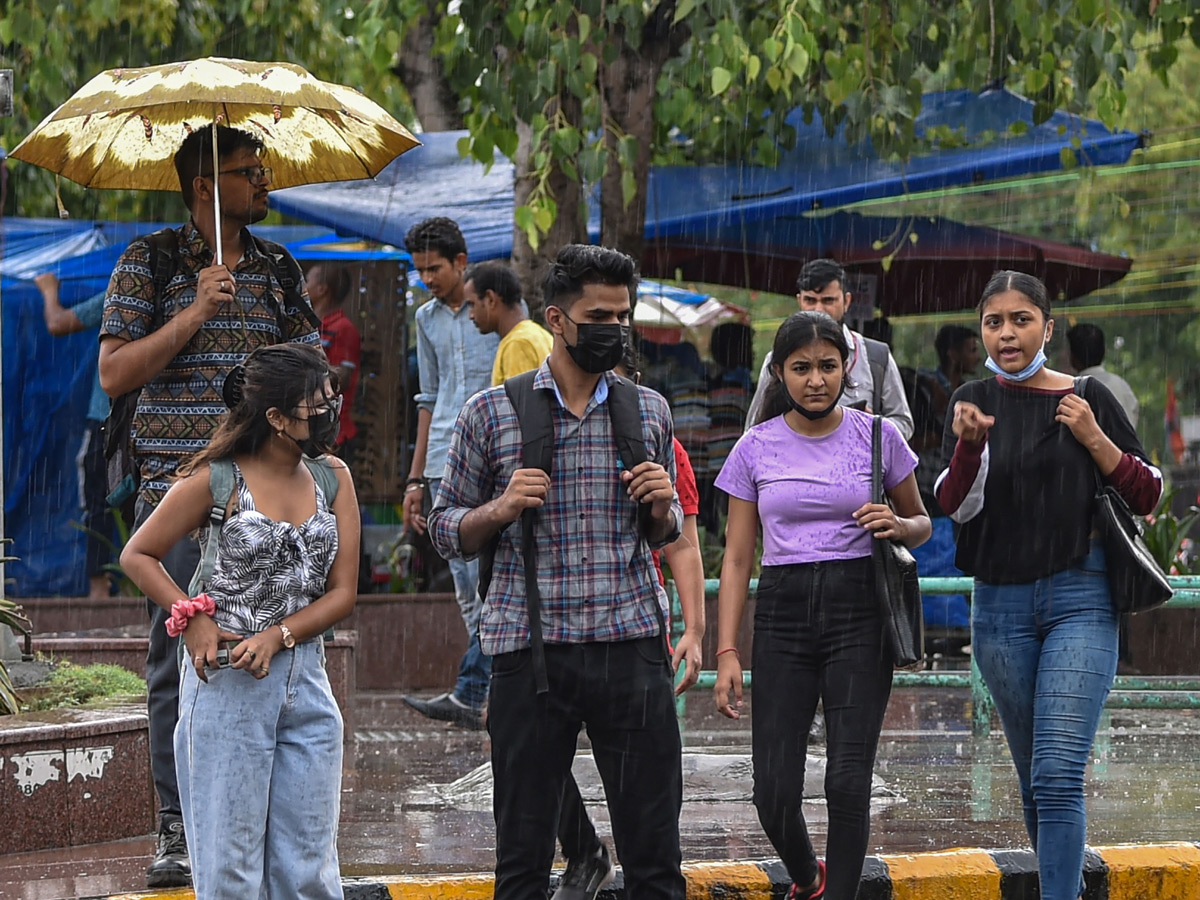 Heavy Rain In Delhi Photo Gallery - Sakshi6