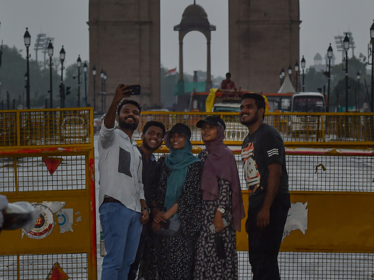 Heavy Rain In Delhi Photo Gallery - Sakshi8