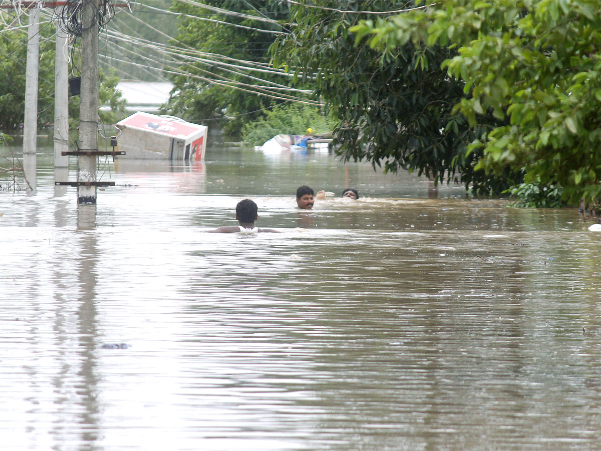 Telangana Heavy Rains: Bhadrachalam Godavari Floods Latest Photos - Sakshi29