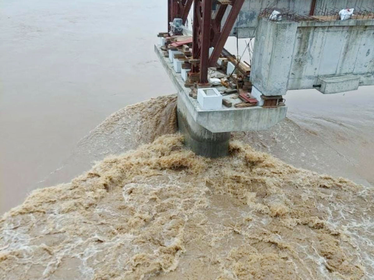 Telangana Heavy Rains: Bhadrachalam Godavari Floods Latest Photos - Sakshi36