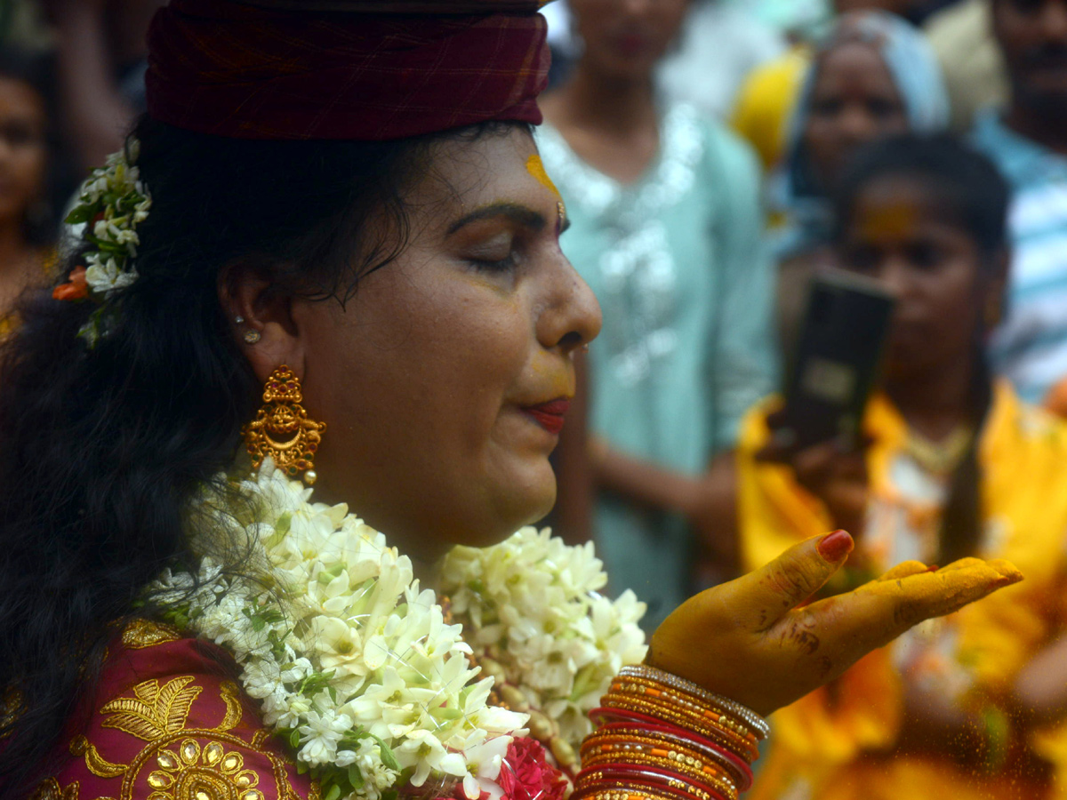 Secunderabad Ujjaini Mahankali Bonalu Photo Gallery - Sakshi34