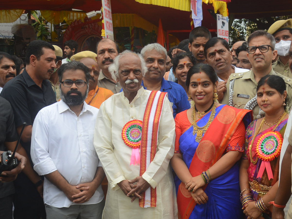 Secunderabad Ujjaini Mahankali Bonalu Photo Gallery - Sakshi46