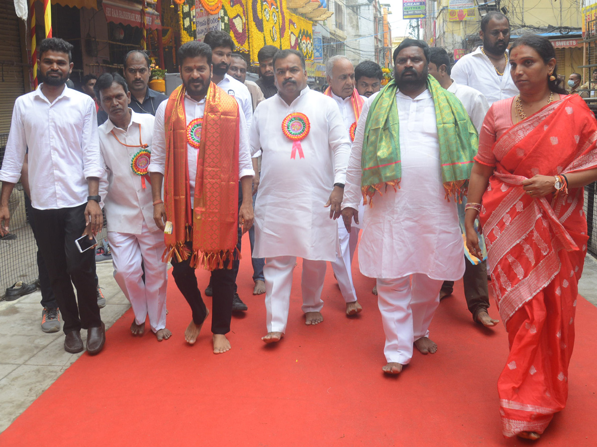 Secunderabad Ujjaini Mahankali Bonalu Photo Gallery - Sakshi47