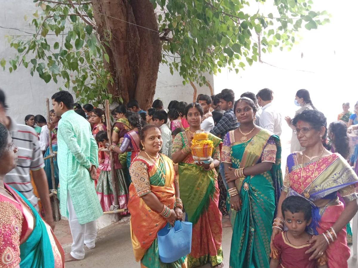 Secunderabad Ujjaini Mahankali Bonalu Photo Gallery - Sakshi5