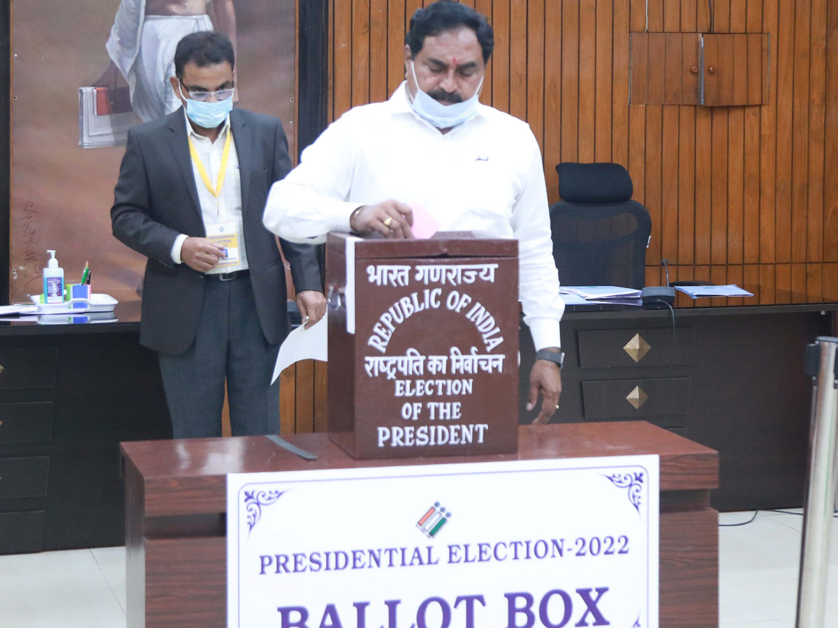 presidential polls 2022 Photo Gallery - Sakshi24