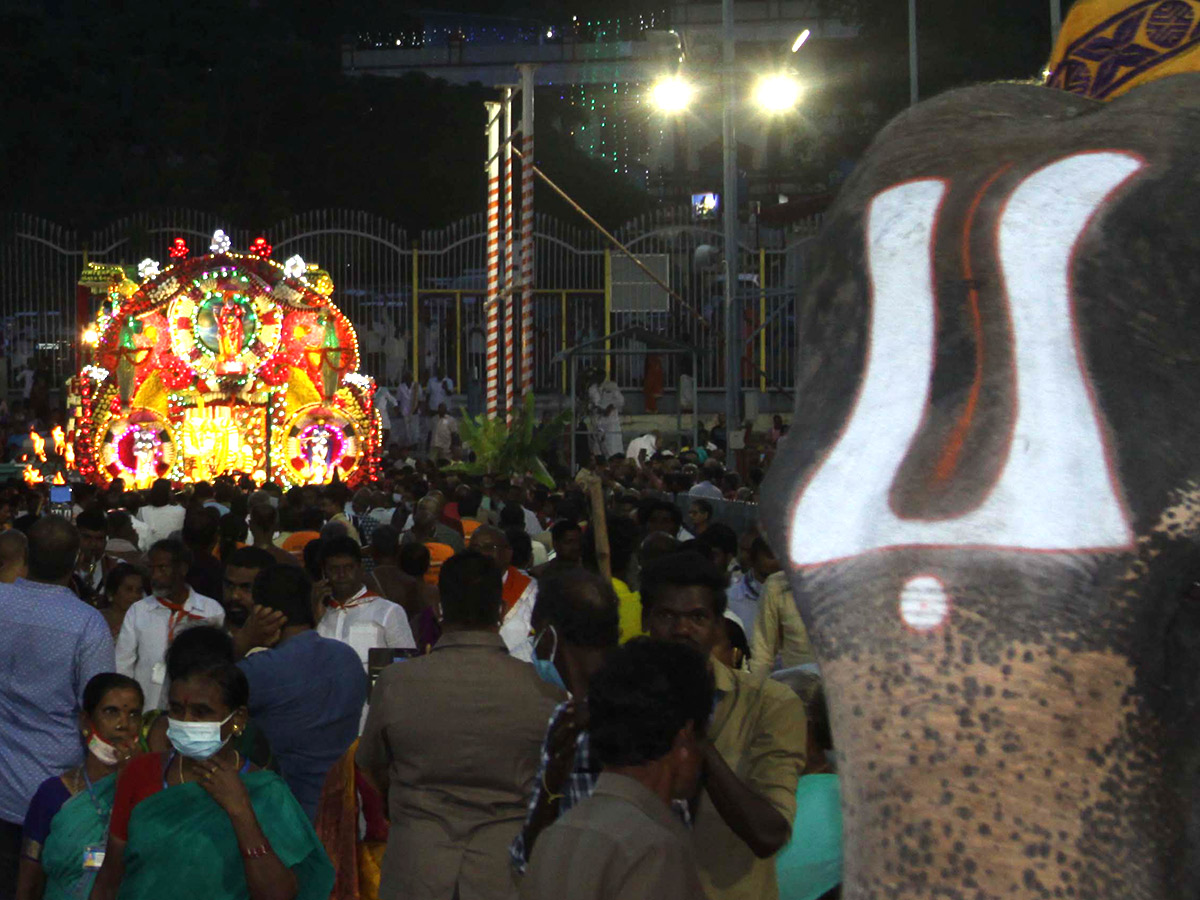 Anivara Asthanam annual festival observed at Tirumala temple - Sakshi4