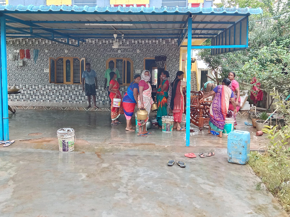 Badrachalam: People Cleaning Up After Godavari Floods 2022 - Sakshi33