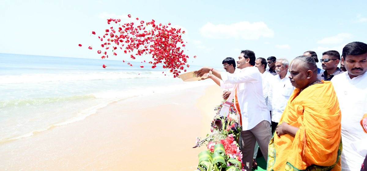 AP CM YS Jagan at Ramayapatnam Port Bhoomi Pooja  - Sakshi11