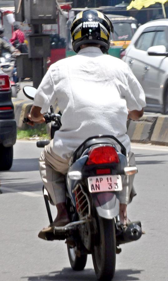 Bikes No Number Plate In Hyderabad - Sakshi6