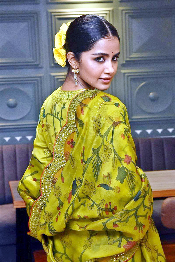 Gorgeous Anupama Parameswaran At Event - Sakshi7