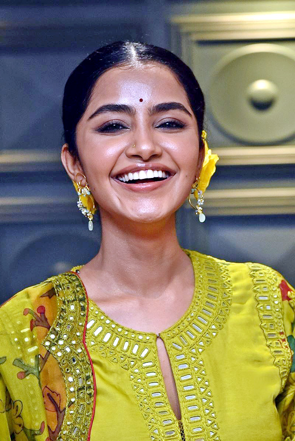 Gorgeous Anupama Parameswaran At Event - Sakshi12