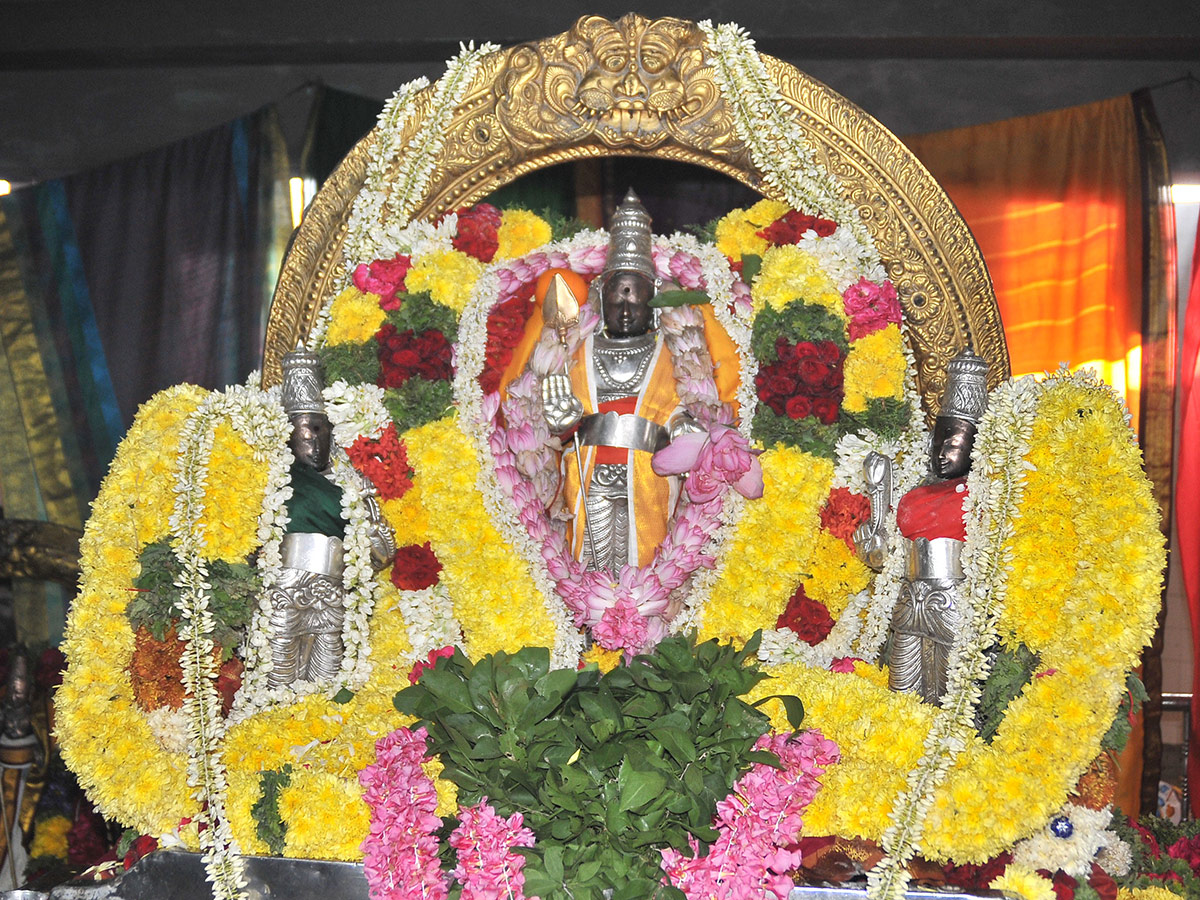 Tiruttani Subramanya Swamy Temple Images, Devotees Pics - Sakshi9