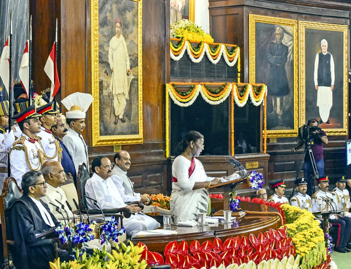 Draupadi Murmu Takes Oath As Indias 15th President  - Sakshi10