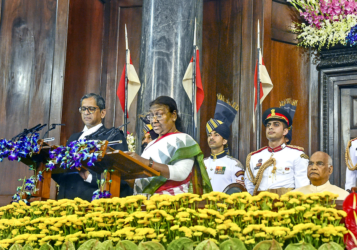 Draupadi Murmu Takes Oath As Indias 15th President  - Sakshi13