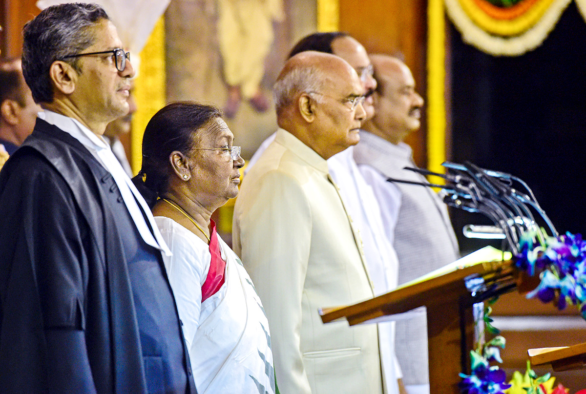 Draupadi Murmu Takes Oath As Indias 15th President  - Sakshi17