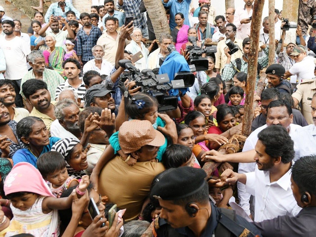 AP CM YS Jagan tours flood hit areas of Konaseema district Photo Gallery - Sakshi55