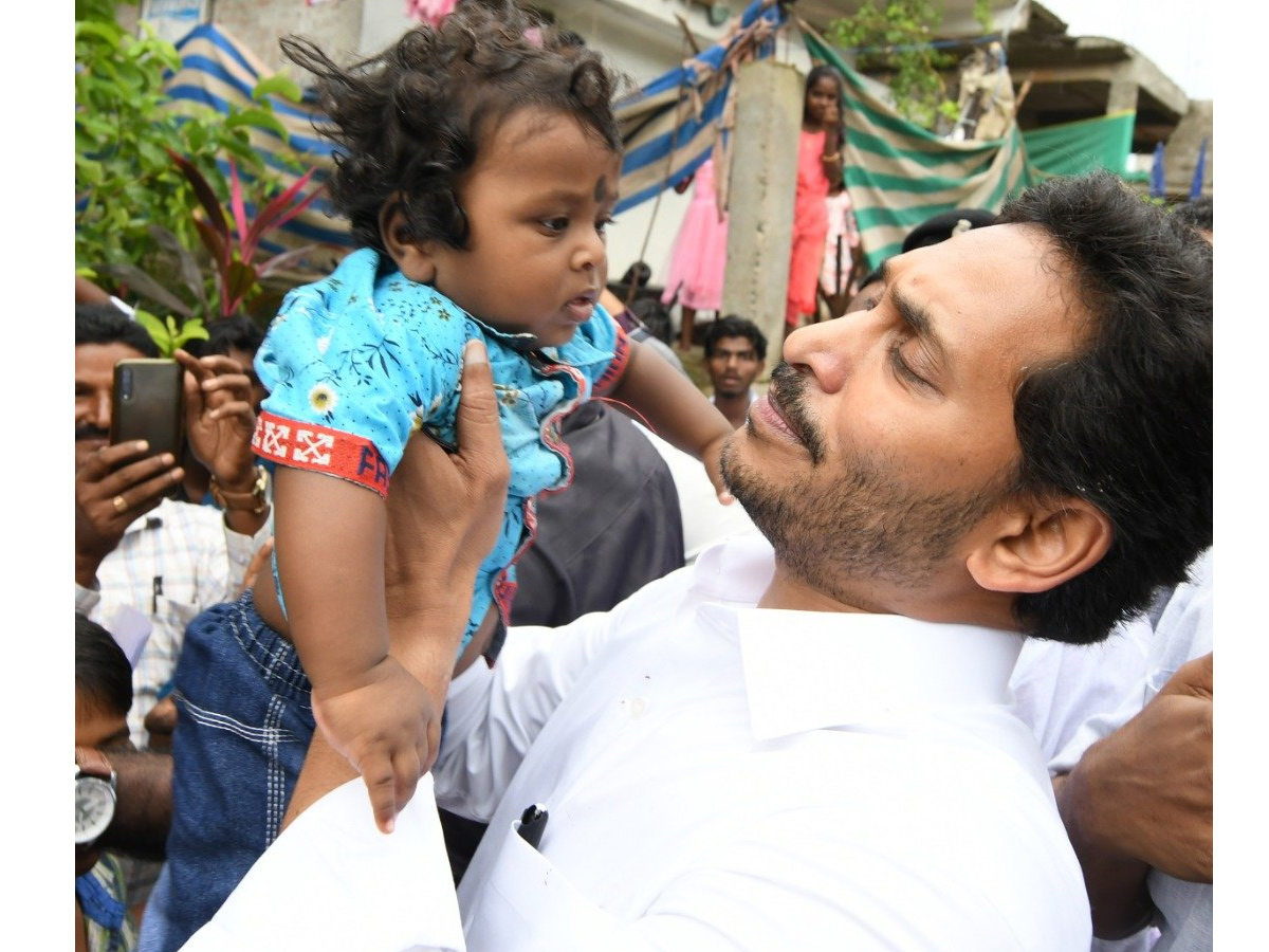 AP CM YS Jagan tours flood hit areas of Konaseema district Photo Gallery - Sakshi59