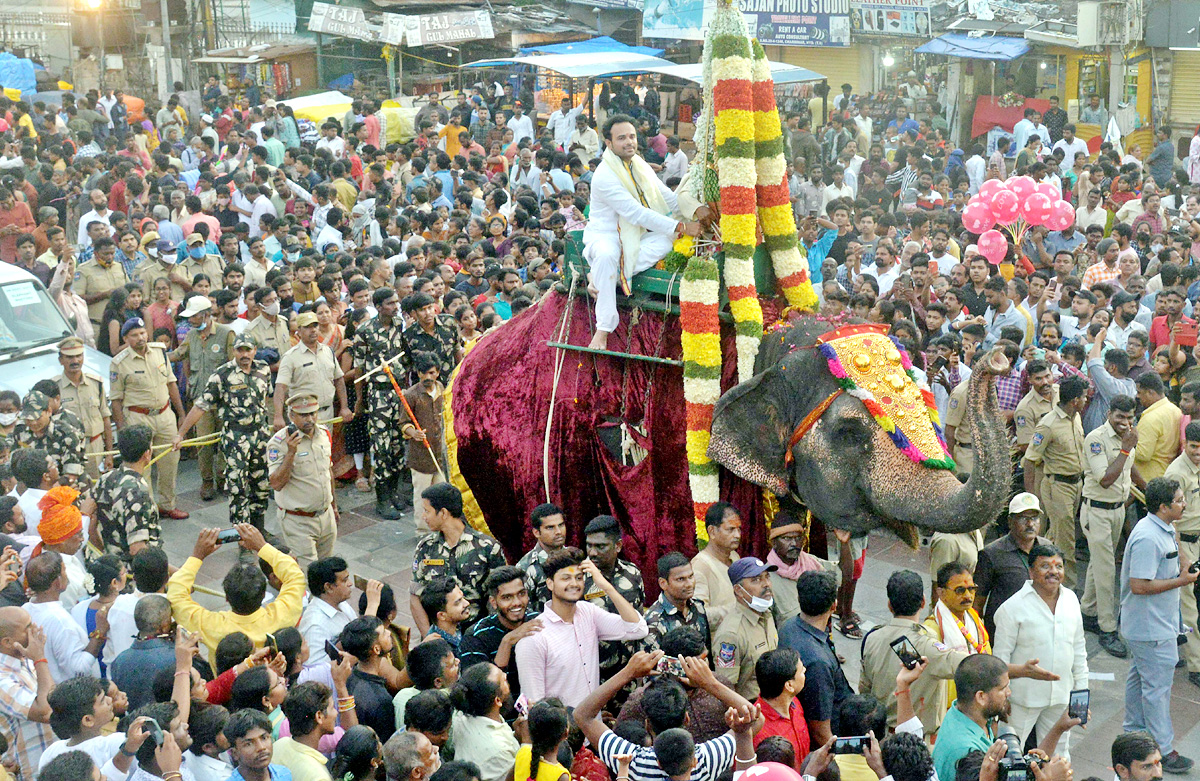 Akkanna Madanna Mahankali Jatara Bonalu 2022  - Sakshi15