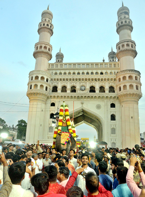 Akkanna Madanna Mahankali Jatara Bonalu 2022  - Sakshi35