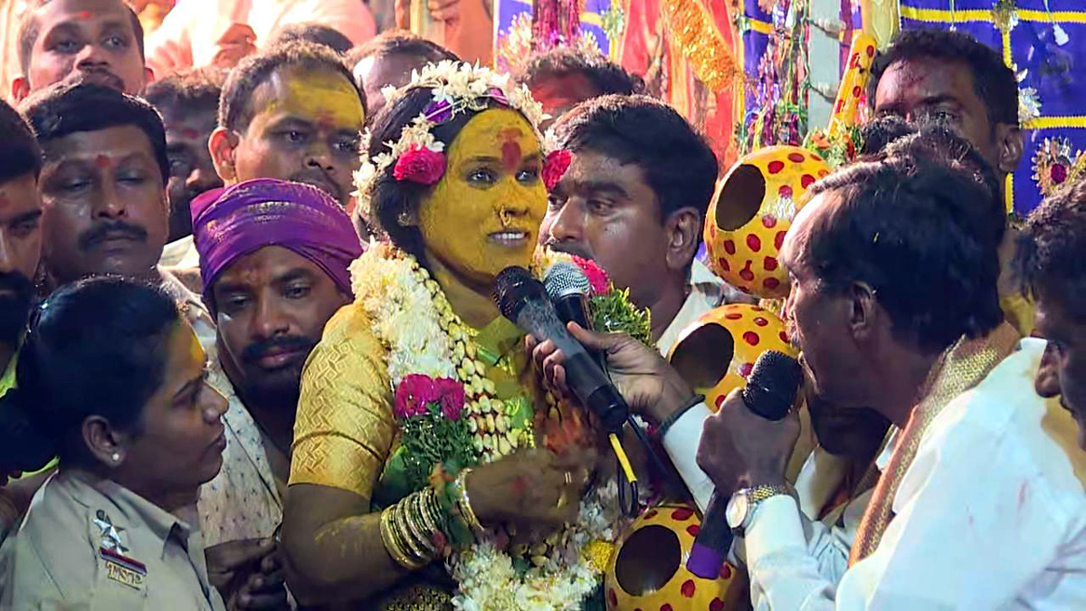 Akkanna Madanna Mahankali Jatara Bonalu 2022  - Sakshi21