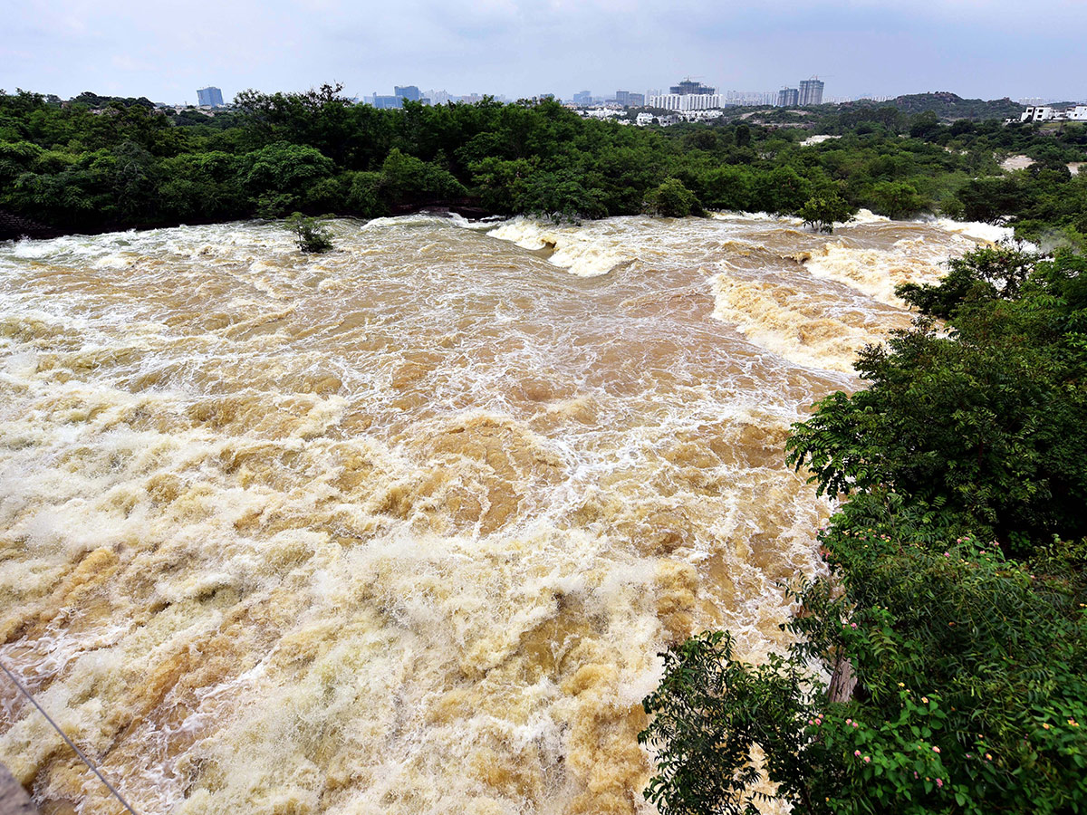 Hyderabad Musi Floods 2022 Destruction Photos - Sakshi41