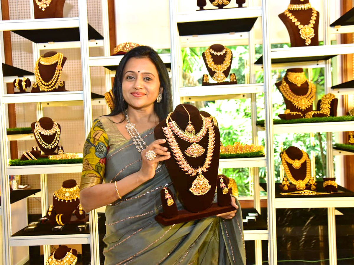 C Krishniah Chetty Group Of Jewellers Inaugurates Gold And Diamond Exhibition - Sakshi1