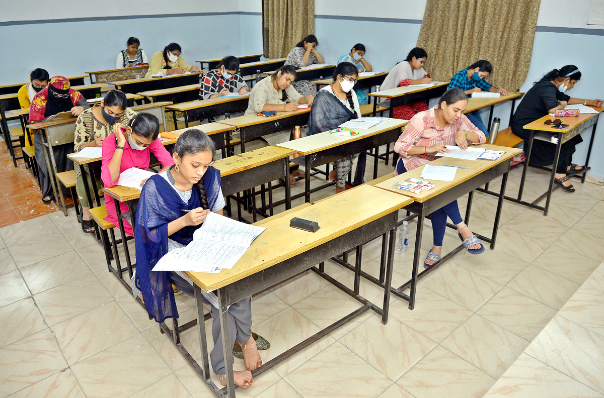 Sakshi NEET Mock Test In Andhra Pradesh - Sakshi6