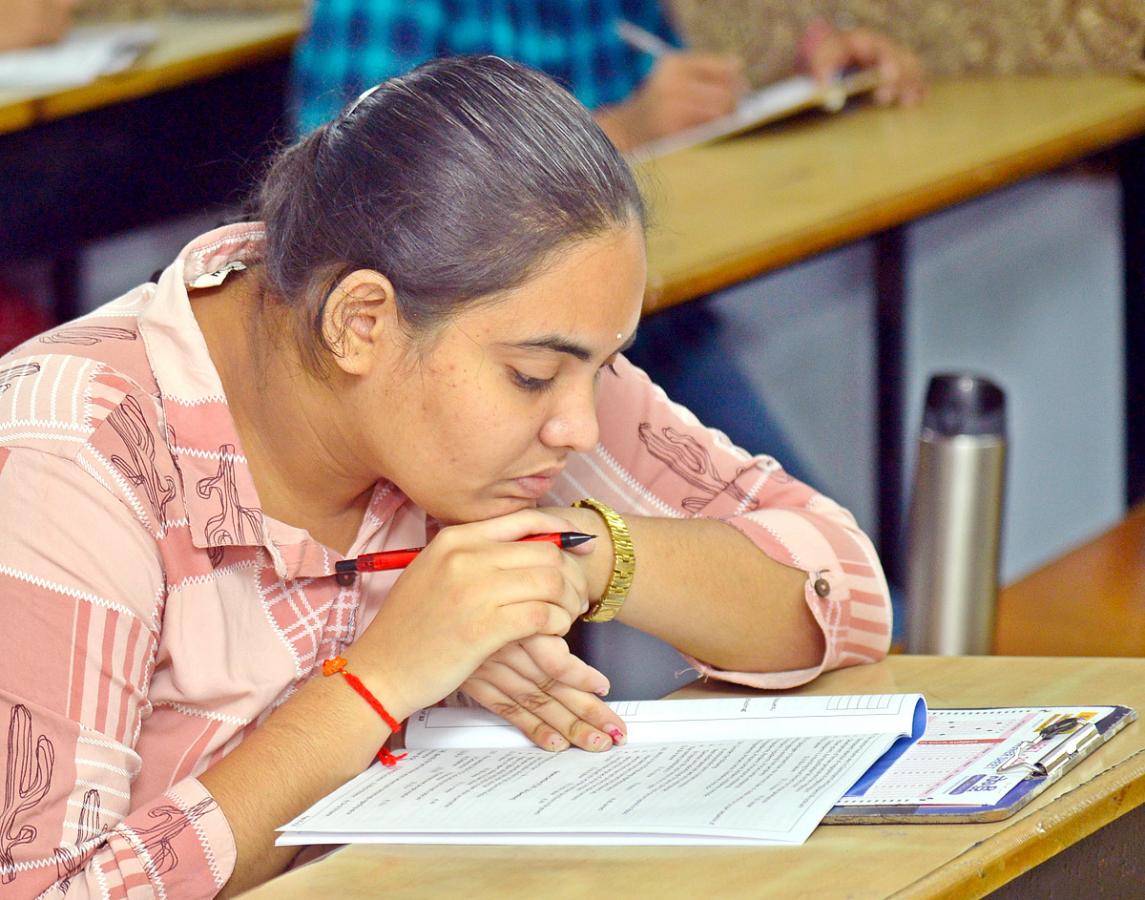 Sakshi NEET Mock Test In Andhra Pradesh - Sakshi7