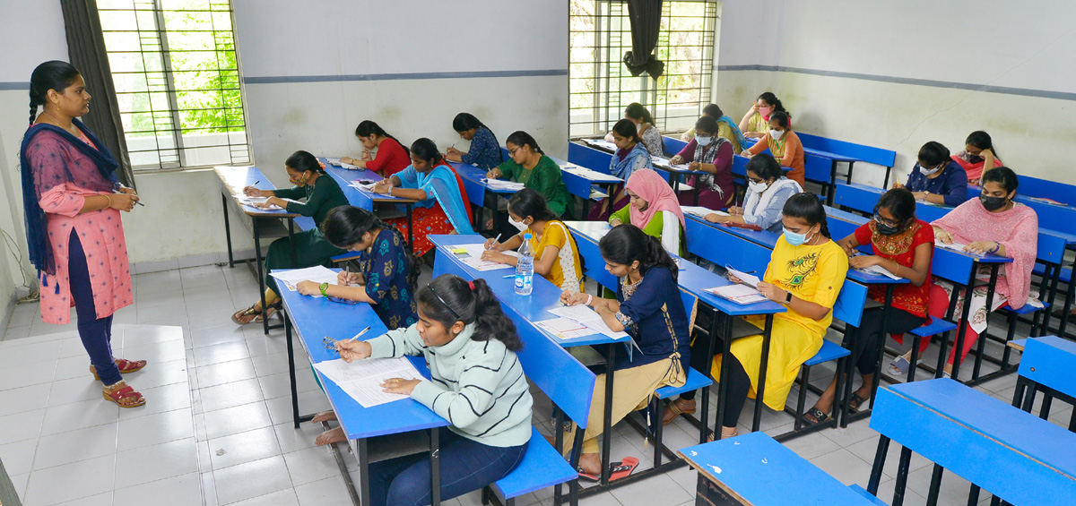 Sakshi NEET Mock Test In Andhra Pradesh - Sakshi10