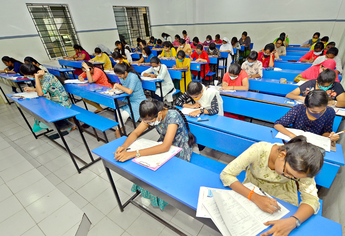 Sakshi NEET Mock Test In Andhra Pradesh - Sakshi14