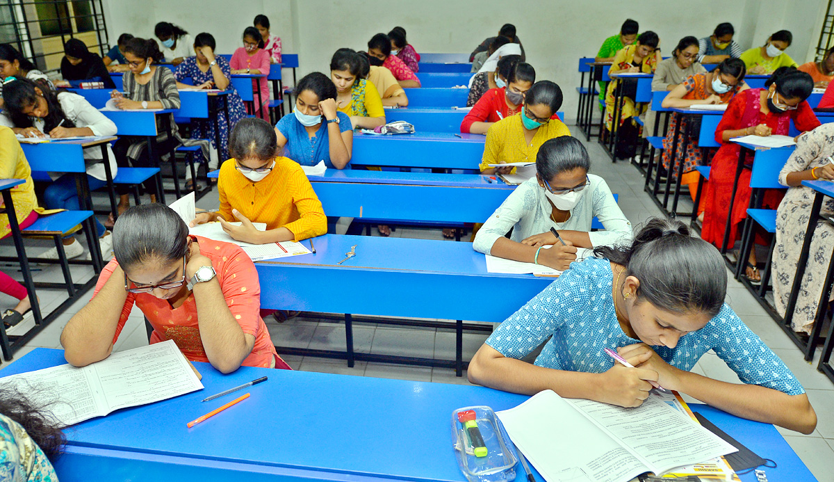 Sakshi NEET Mock Test In Andhra Pradesh - Sakshi15