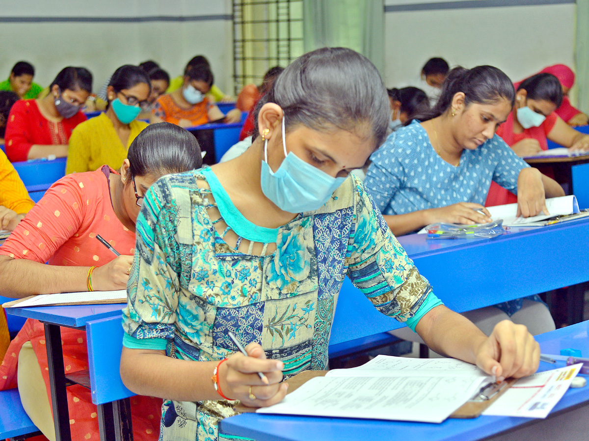 Sakshi NEET Mock Test In Andhra Pradesh - Sakshi16