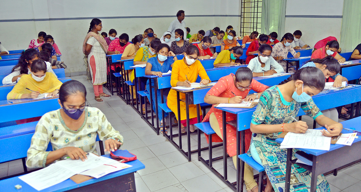 Sakshi NEET Mock Test In Andhra Pradesh - Sakshi18