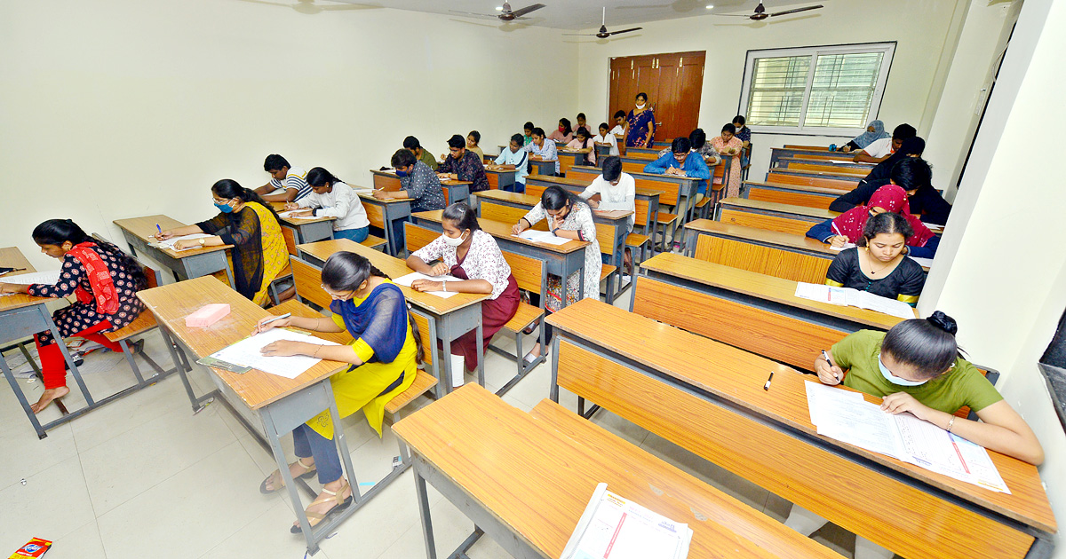 Sakshi NEET Mock Test In Andhra Pradesh - Sakshi28