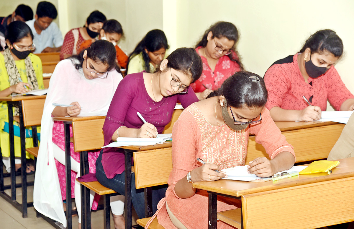 Sakshi NEET Mock Test In Andhra Pradesh - Sakshi1