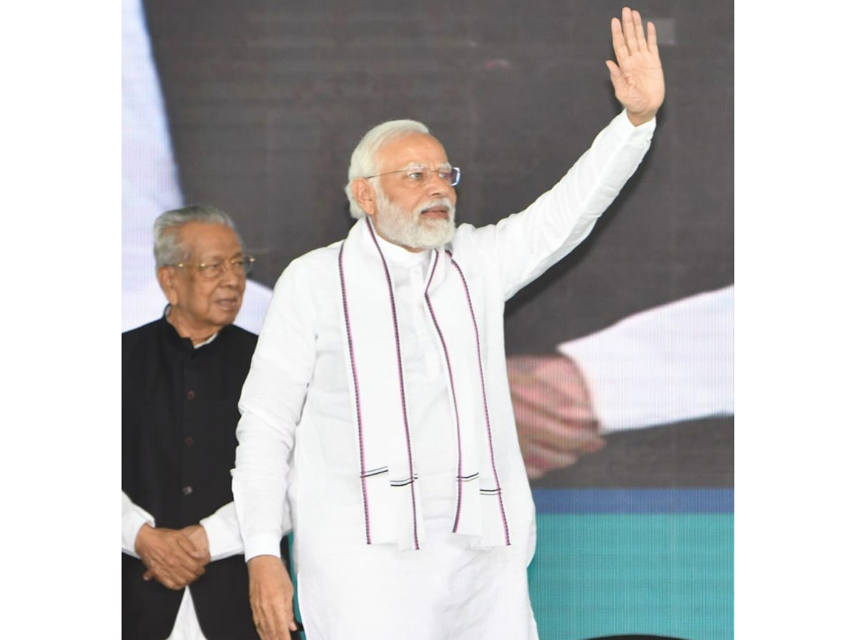 PM Modi Bhimavaram tour photo Gallery - Sakshi20