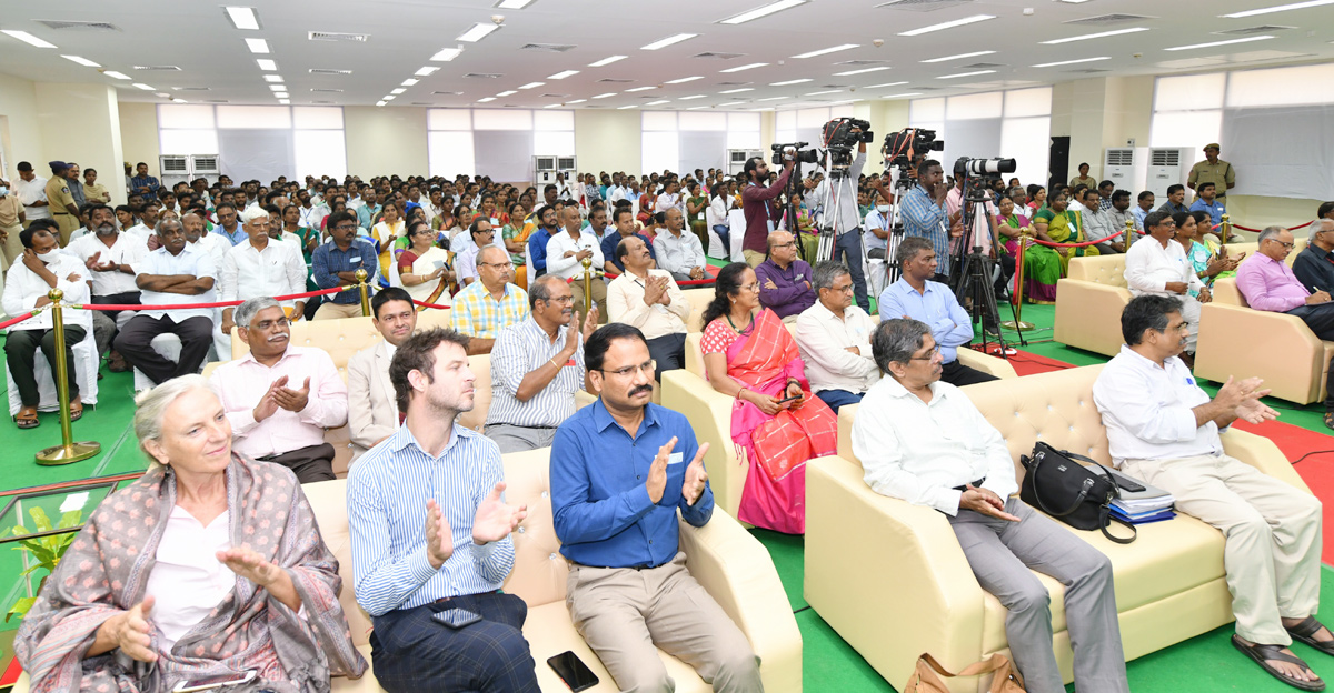 CM YS Jagan Mohan Reddy Tour in YSR District - Sakshi14