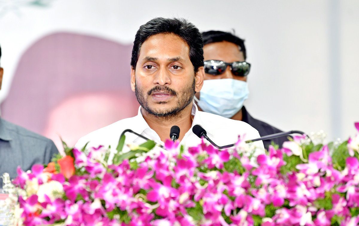 CM YS Jagan Mohan Reddy Tour in YSR District - Sakshi16