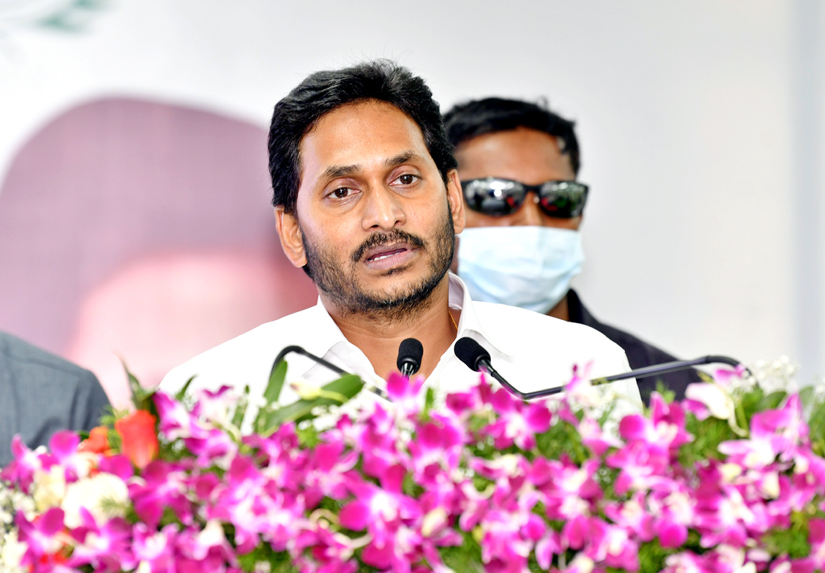 CM YS Jagan Mohan Reddy Tour in YSR District - Sakshi17