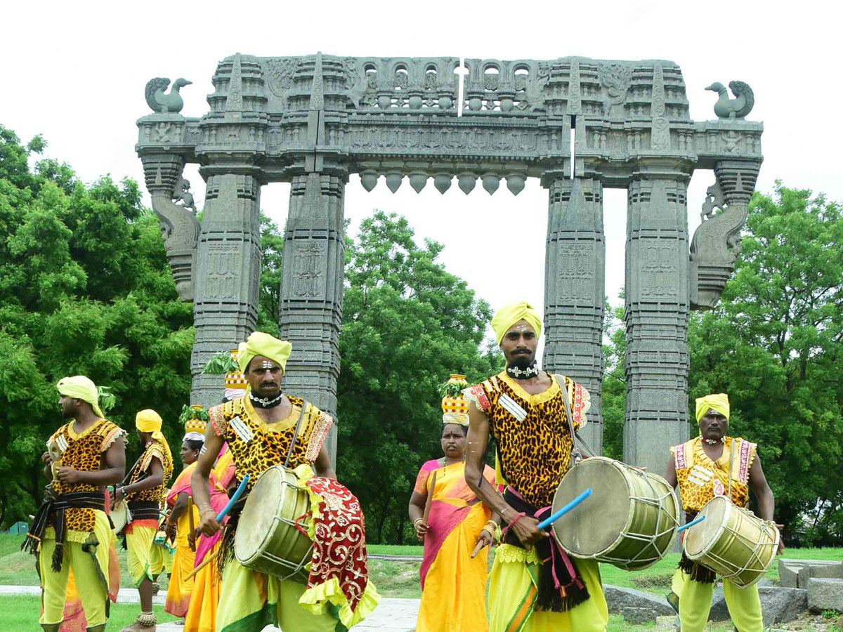 Kakatiya Vaibhava Saptaham at Bhadrakali temple in Warangal Photo Gallery - Sakshi49