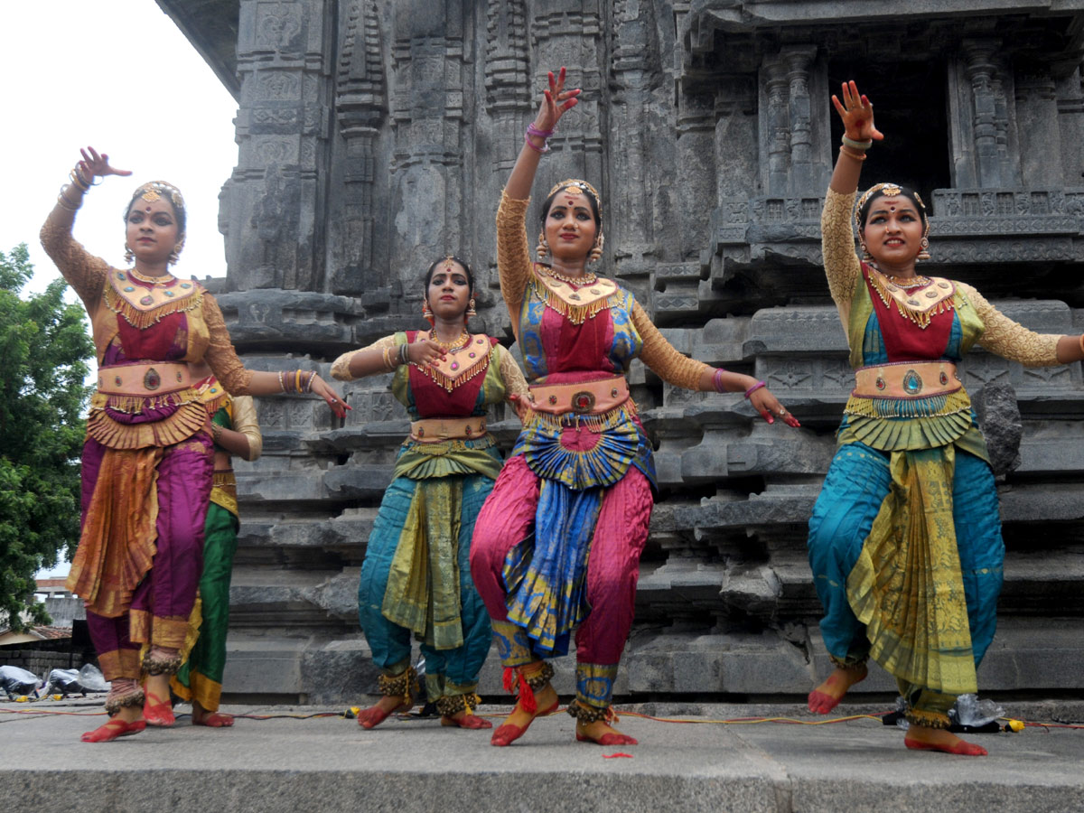 Kakatiya Vaibhava Saptaham at Bhadrakali temple in Warangal Photo Gallery - Sakshi39