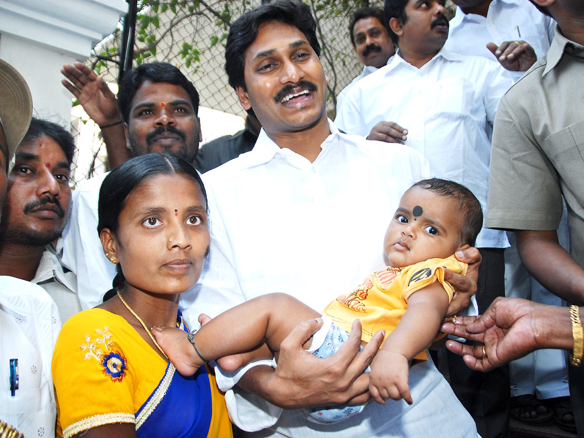 YSRCP Plenary 2022: YS Jagan Mohan Reddy Padayatra Highlights - Sakshi34