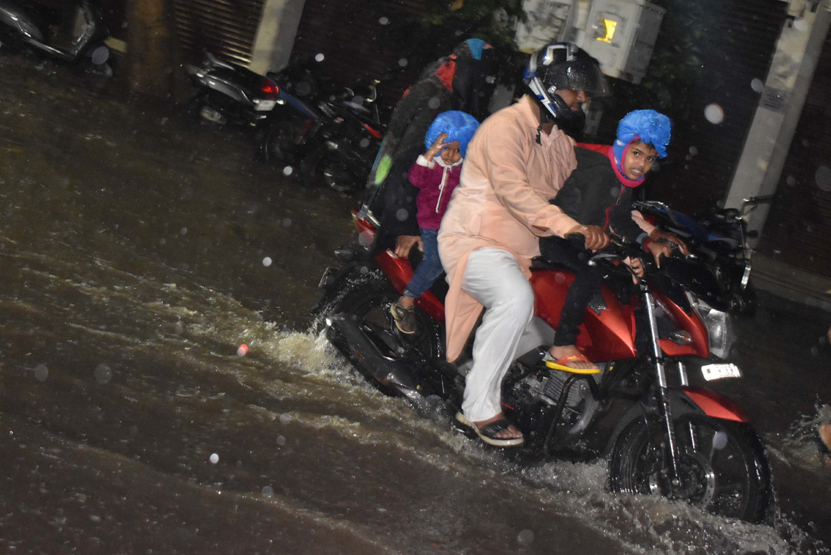 Heavy Rains In Hyderabad - Sakshi13