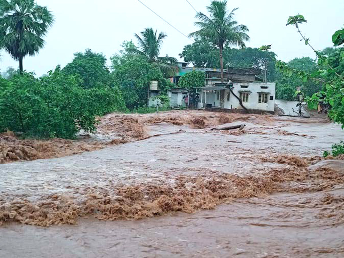 Heavy Rains In Telugu States  - Sakshi13