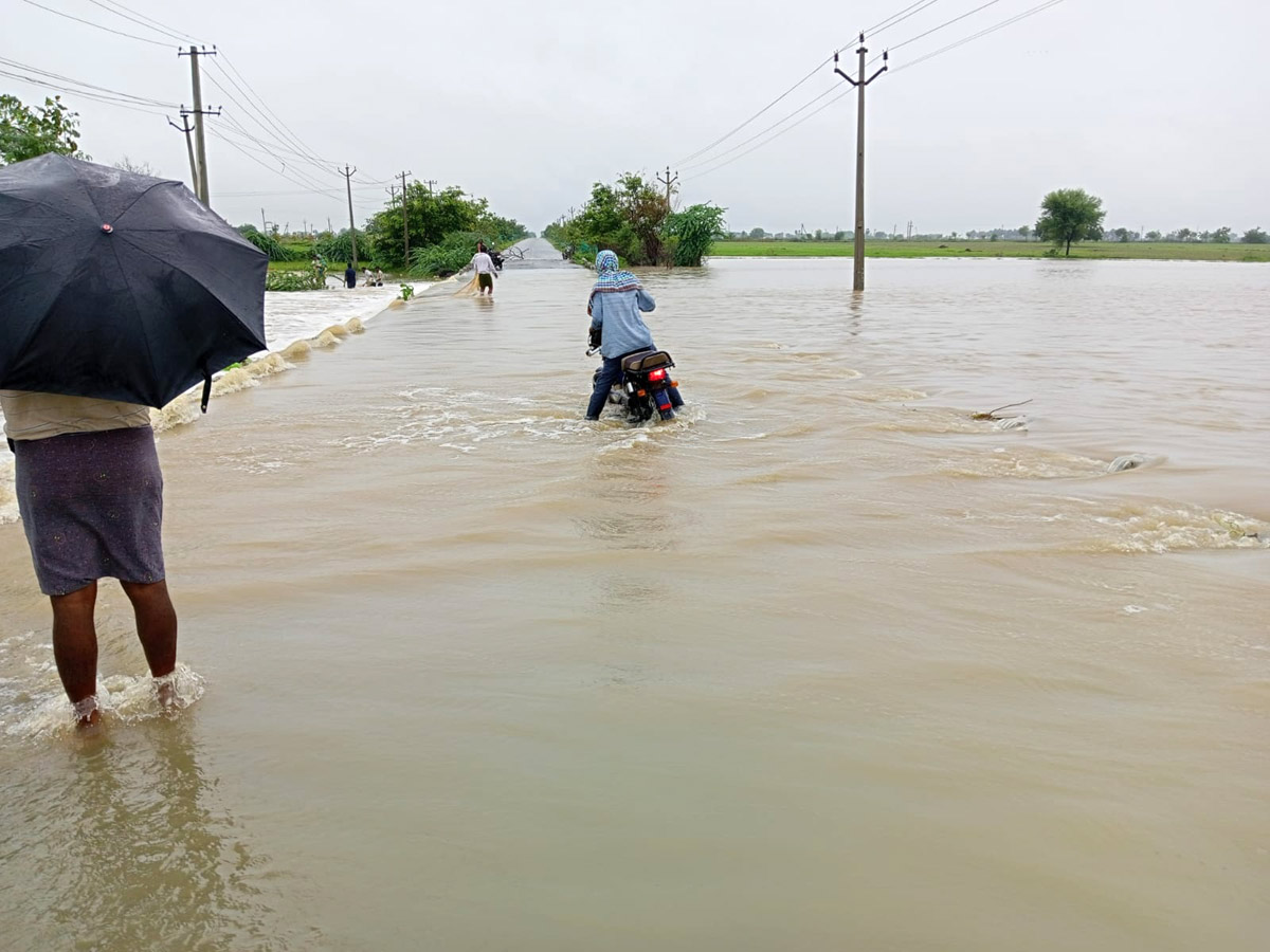 Heavy Rains In Telugu States  - Sakshi17