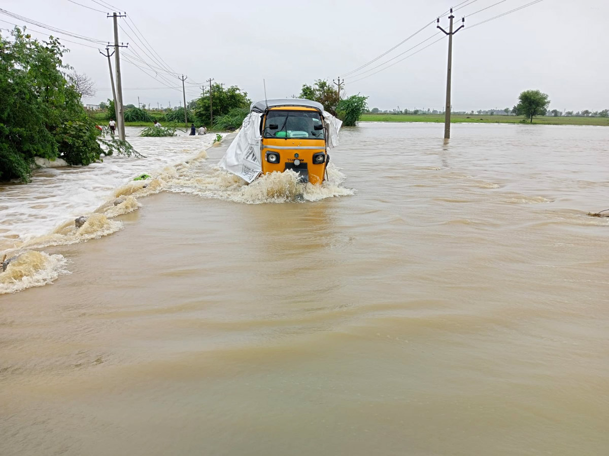 Heavy Rains In Telugu States  - Sakshi18