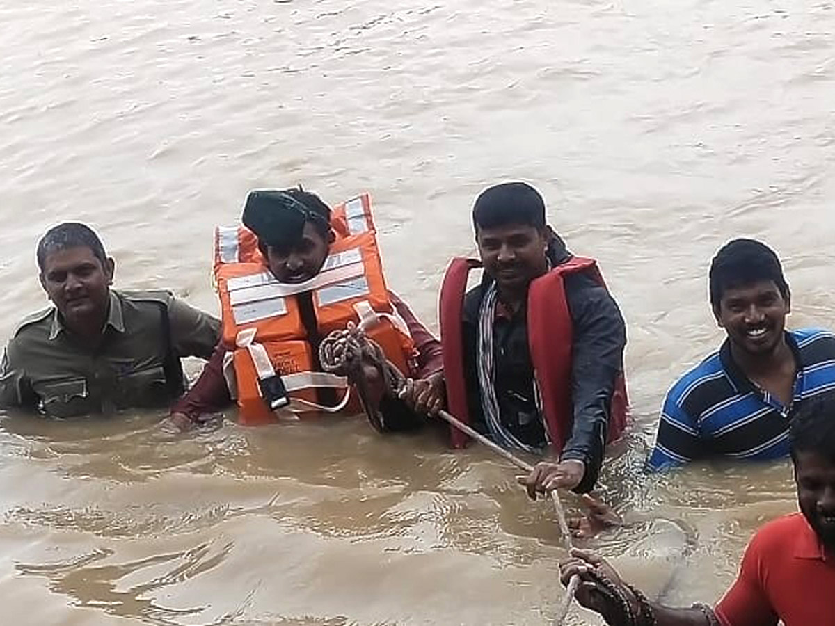 Heavy Rains In Telugu States  - Sakshi9