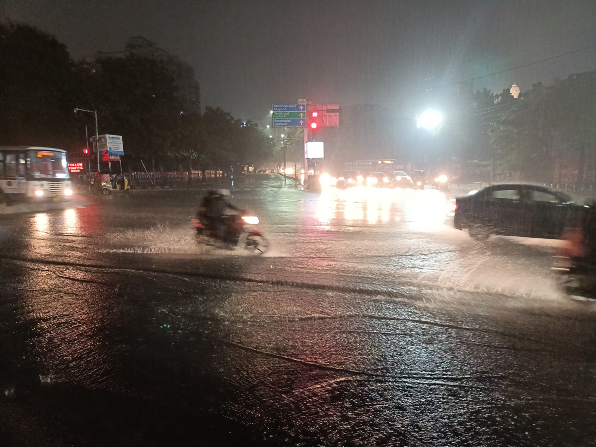 Heavy Rains In Hyderabad - Sakshi23