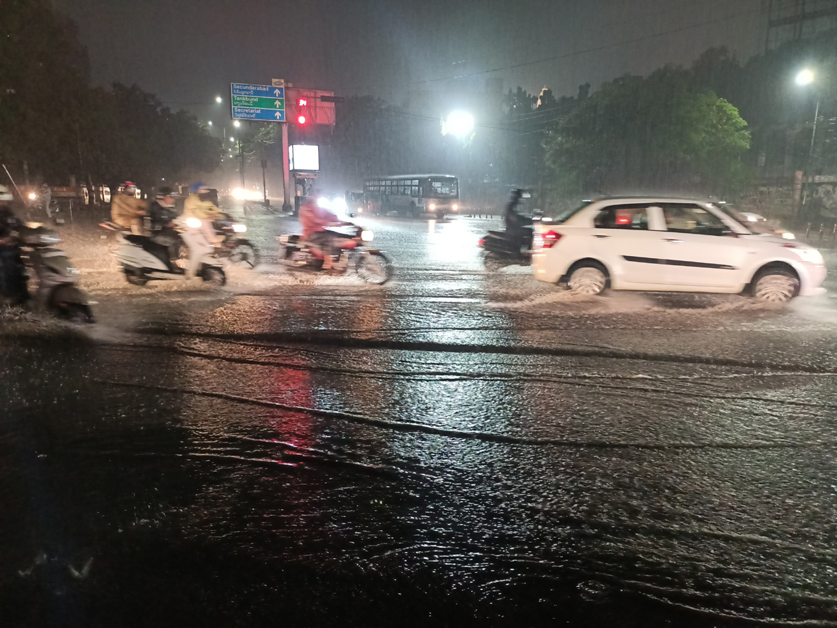 Heavy Rains In Hyderabad - Sakshi28